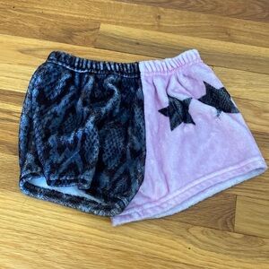 Penelope Wildberry Girl’s Pink and Black Shorts Size 14/16